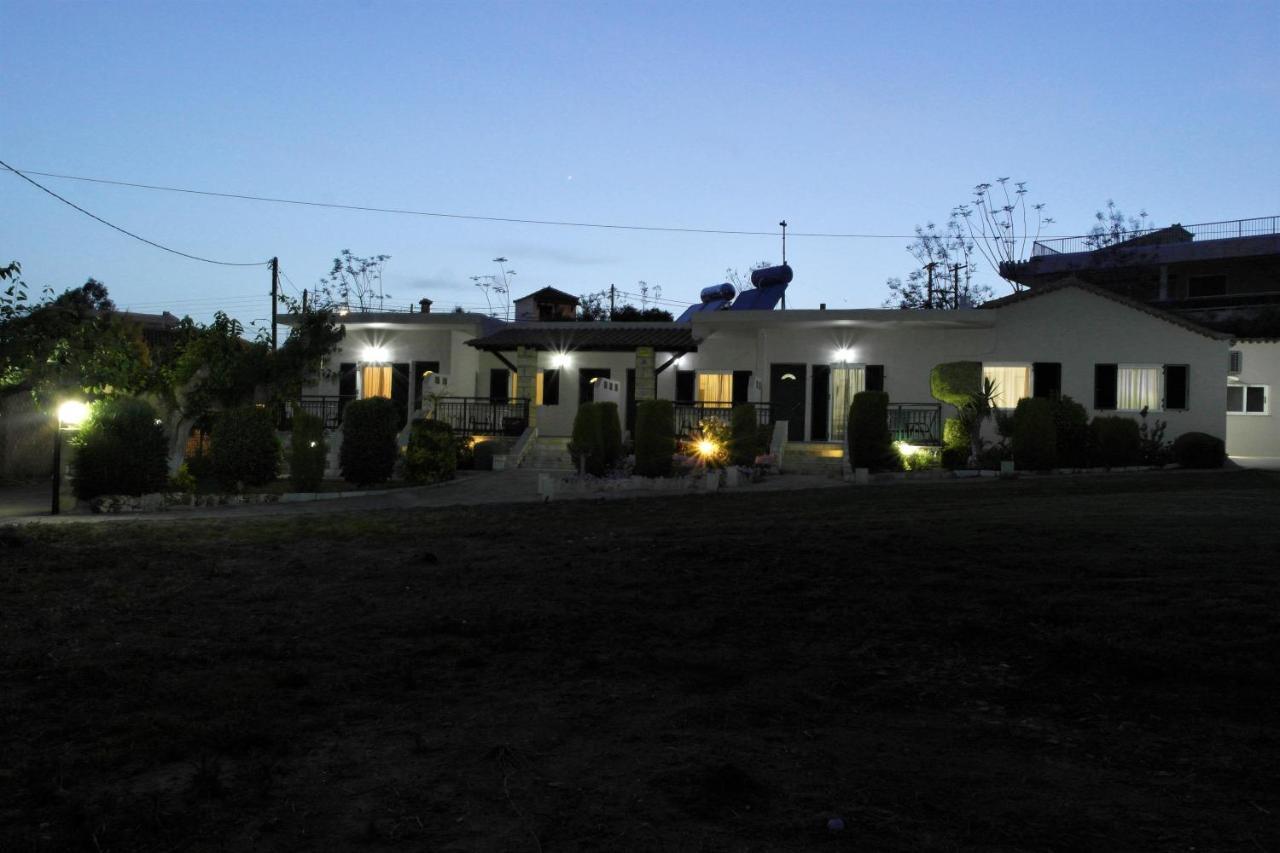 Voulas Apartments Stoúpa Exterior foto