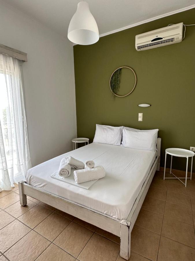 Voulas Apartments Stoúpa Quarto foto